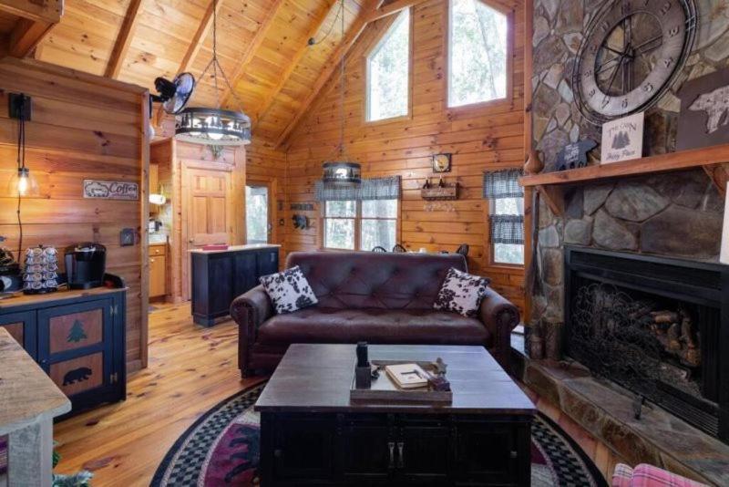 Mountain Time Cabin, Hot Tub, Fire Pit, Fireplace Villa Blue Ridge Exterior foto