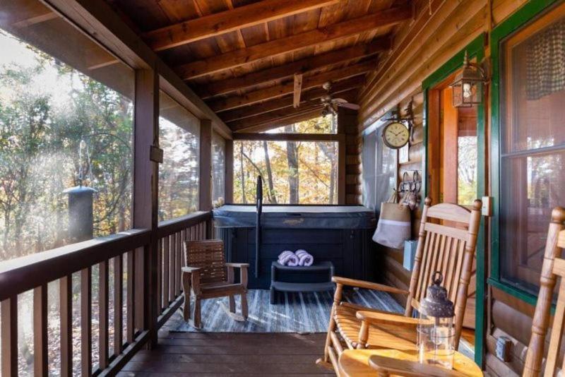 Mountain Time Cabin, Hot Tub, Fire Pit, Fireplace Villa Blue Ridge Exterior foto